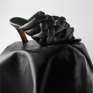 Zara leather woven square toe black sandals size 6